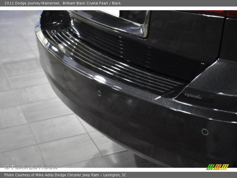 Brilliant Black Crystal Pearl / Black 2011 Dodge Journey Mainstreet