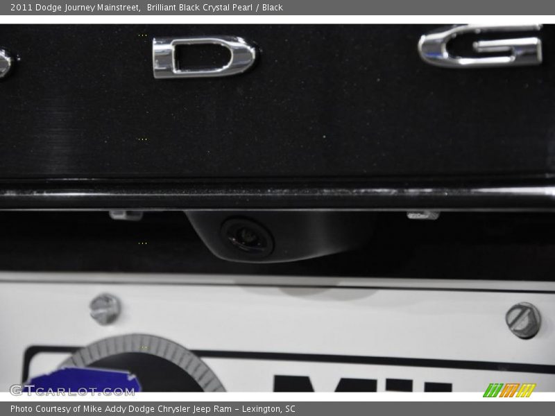 Brilliant Black Crystal Pearl / Black 2011 Dodge Journey Mainstreet