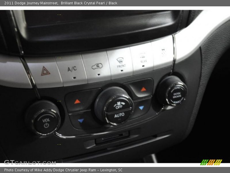 Brilliant Black Crystal Pearl / Black 2011 Dodge Journey Mainstreet
