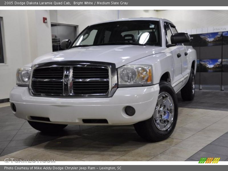 Bright White / Medium Slate Gray 2005 Dodge Dakota Laramie Quad Cab