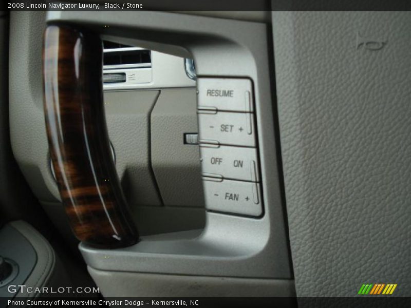 Black / Stone 2008 Lincoln Navigator Luxury
