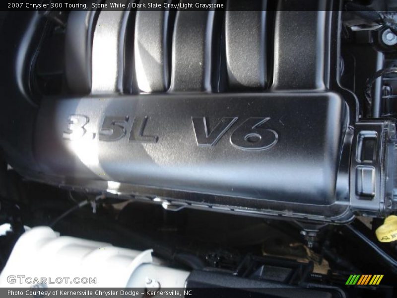 Stone White / Dark Slate Gray/Light Graystone 2007 Chrysler 300 Touring