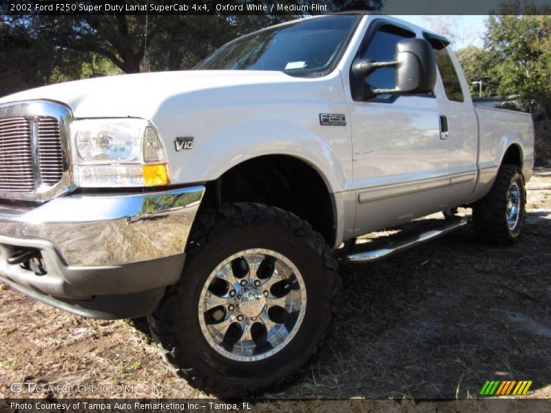 Oxford White / Medium Flint 2002 Ford F250 Super Duty Lariat SuperCab 4x4
