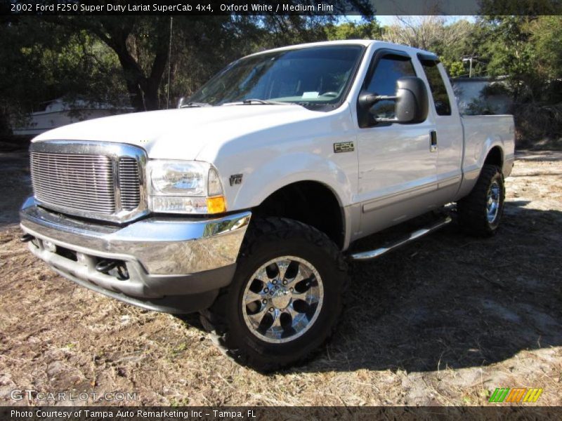 Oxford White / Medium Flint 2002 Ford F250 Super Duty Lariat SuperCab 4x4