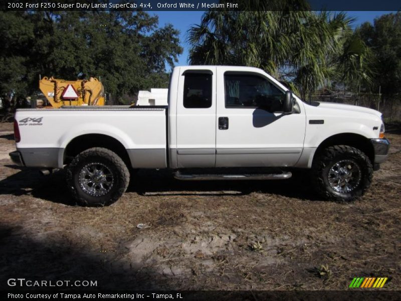 Oxford White / Medium Flint 2002 Ford F250 Super Duty Lariat SuperCab 4x4