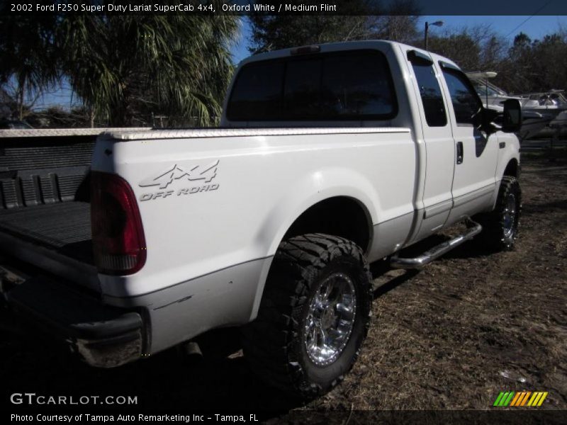 Oxford White / Medium Flint 2002 Ford F250 Super Duty Lariat SuperCab 4x4