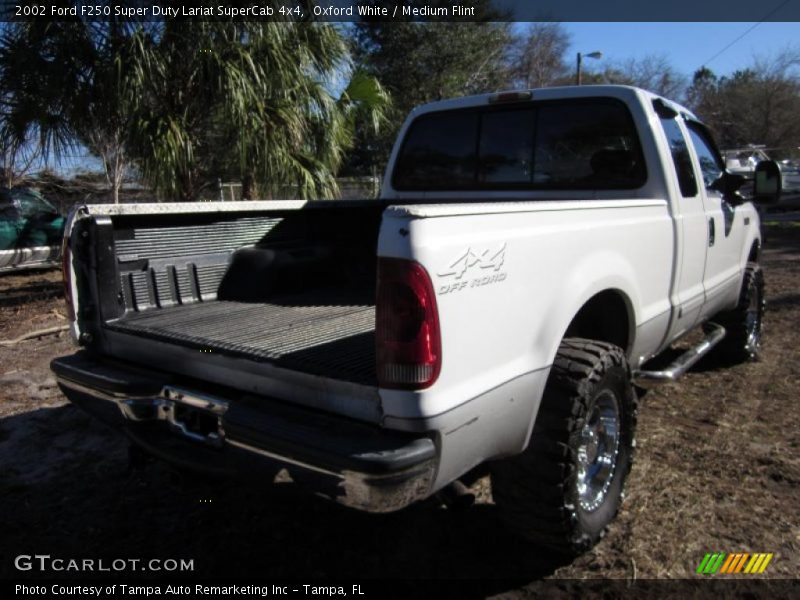 Oxford White / Medium Flint 2002 Ford F250 Super Duty Lariat SuperCab 4x4