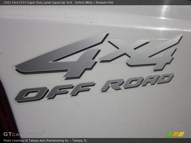 Oxford White / Medium Flint 2002 Ford F250 Super Duty Lariat SuperCab 4x4