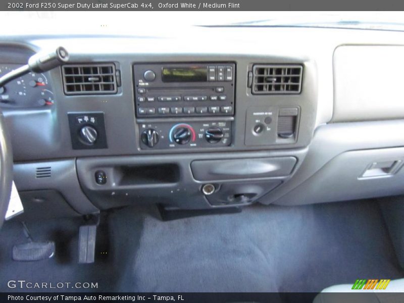 Controls of 2002 F250 Super Duty Lariat SuperCab 4x4