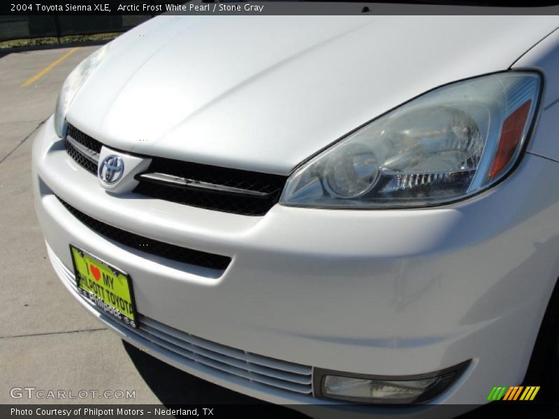 Arctic Frost White Pearl / Stone Gray 2004 Toyota Sienna XLE