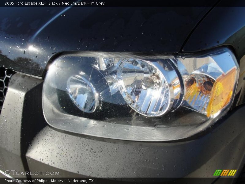 Black / Medium/Dark Flint Grey 2005 Ford Escape XLS