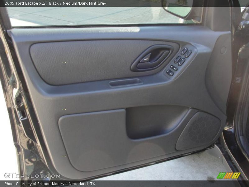 Black / Medium/Dark Flint Grey 2005 Ford Escape XLS