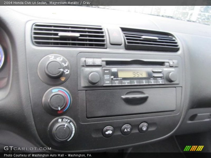Magnesium Metallic / Gray 2004 Honda Civic LX Sedan