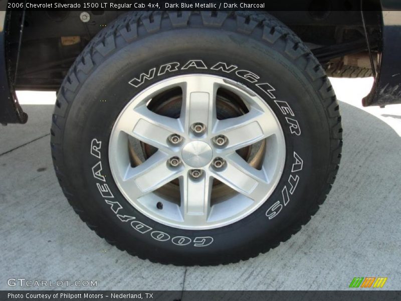 Dark Blue Metallic / Dark Charcoal 2006 Chevrolet Silverado 1500 LT Regular Cab 4x4