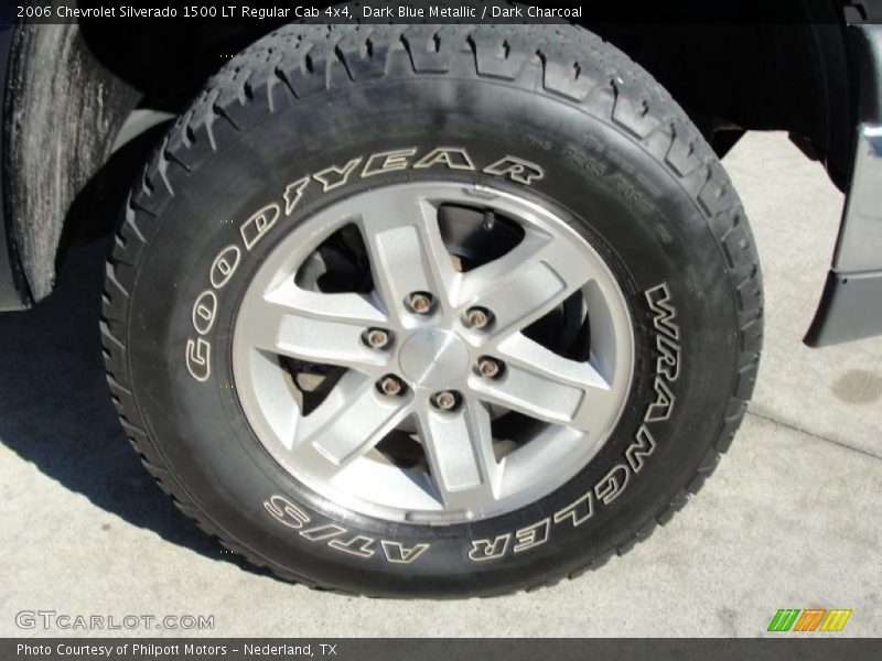 Dark Blue Metallic / Dark Charcoal 2006 Chevrolet Silverado 1500 LT Regular Cab 4x4