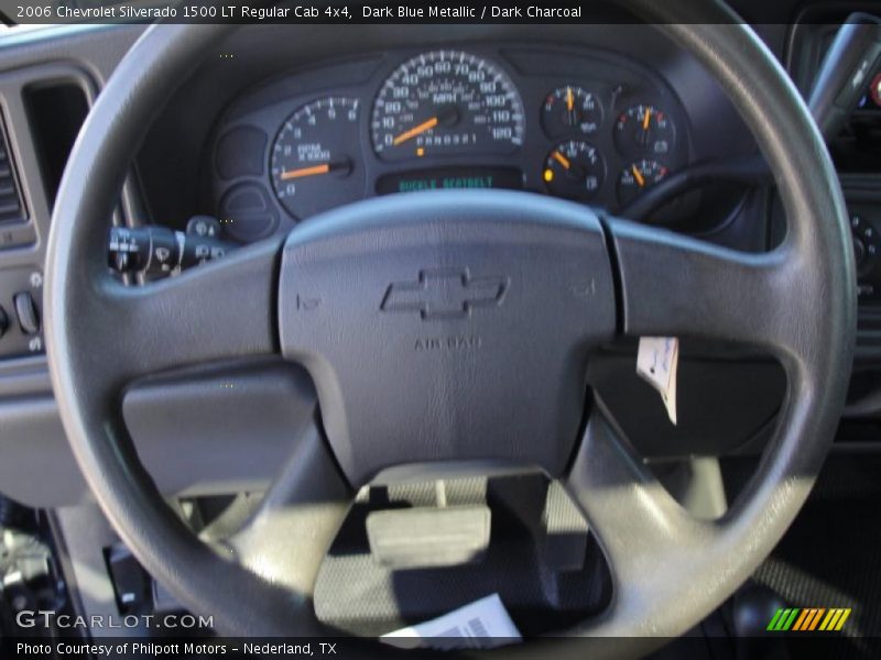 Dark Blue Metallic / Dark Charcoal 2006 Chevrolet Silverado 1500 LT Regular Cab 4x4