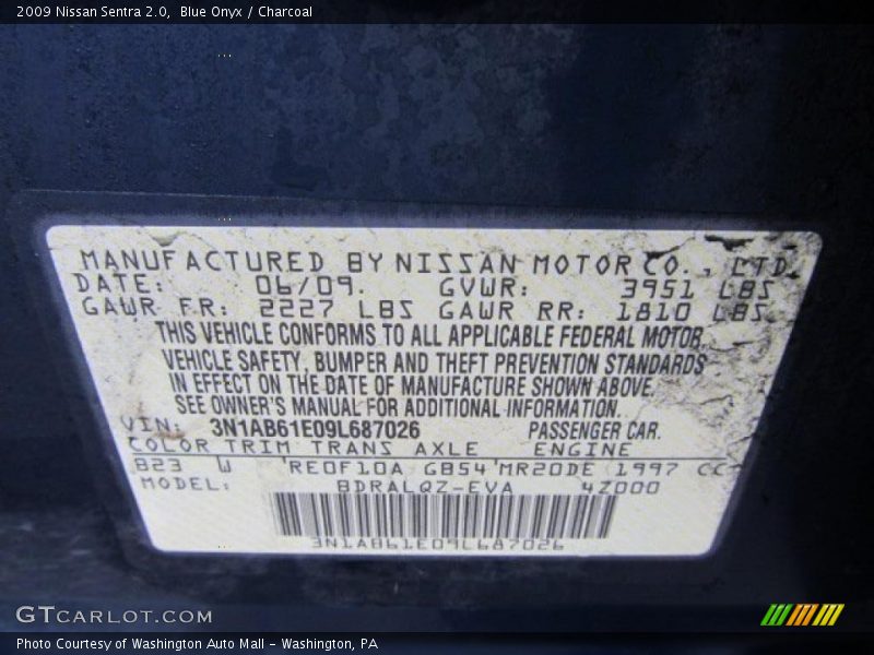 Blue Onyx / Charcoal 2009 Nissan Sentra 2.0