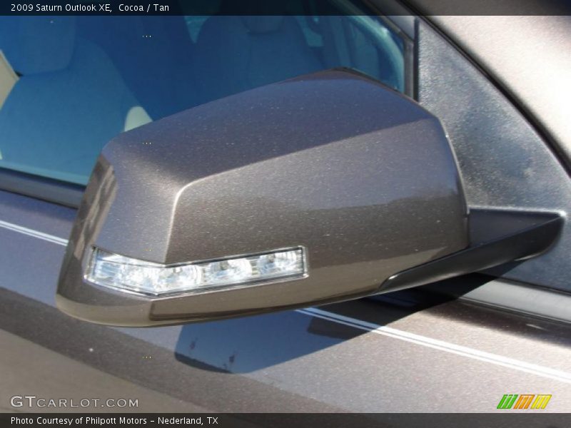 Cocoa / Tan 2009 Saturn Outlook XE