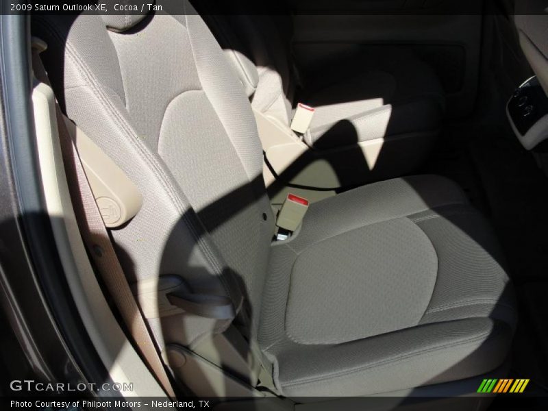 Cocoa / Tan 2009 Saturn Outlook XE