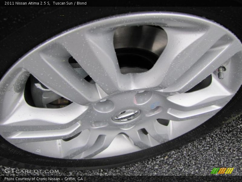 Tuscan Sun / Blond 2011 Nissan Altima 2.5 S