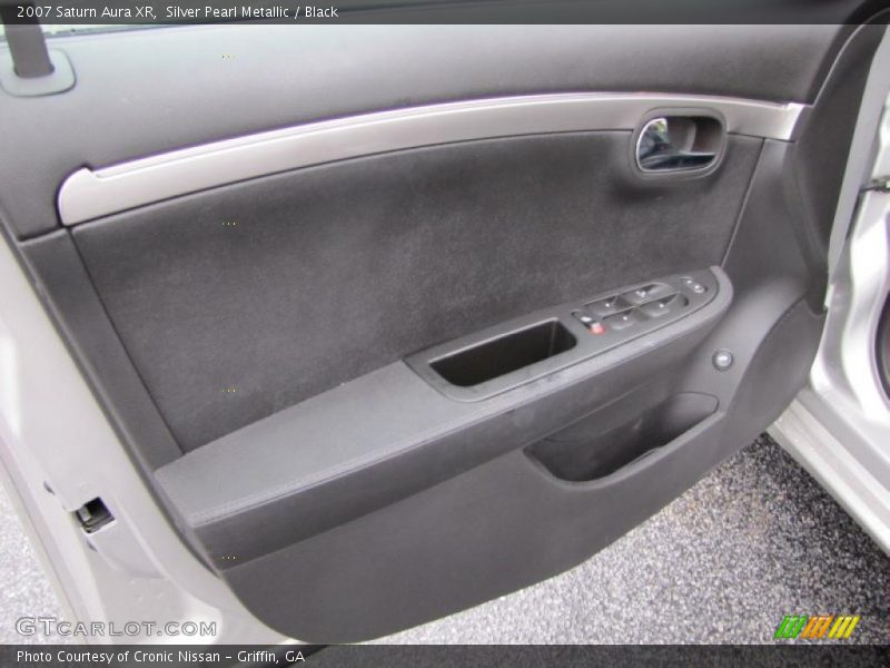 Silver Pearl Metallic / Black 2007 Saturn Aura XR