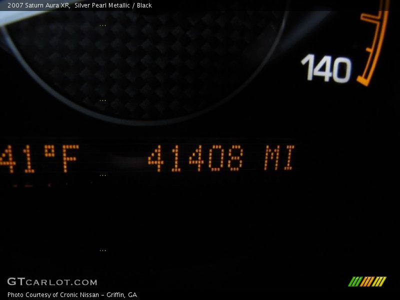 Silver Pearl Metallic / Black 2007 Saturn Aura XR