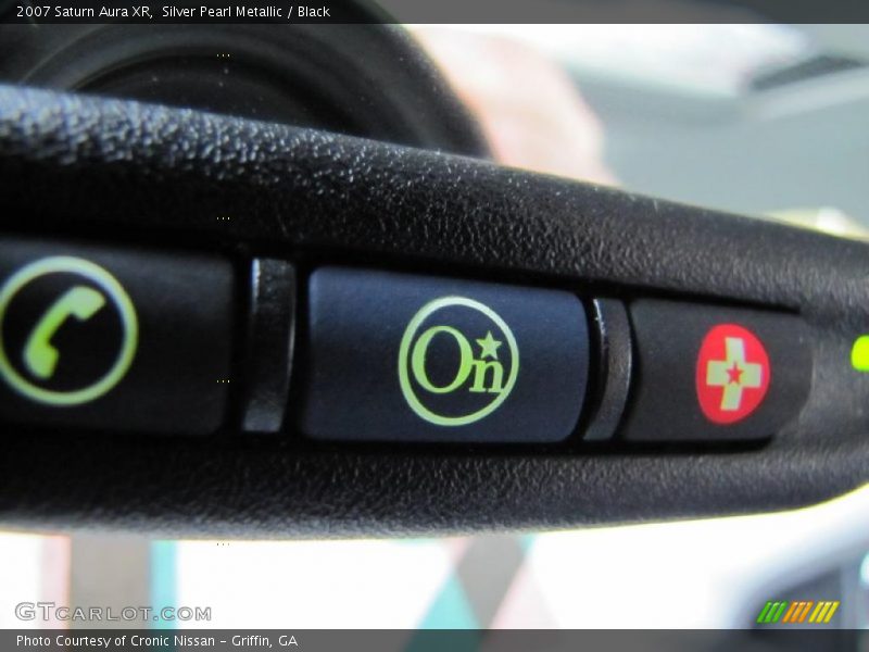 Silver Pearl Metallic / Black 2007 Saturn Aura XR