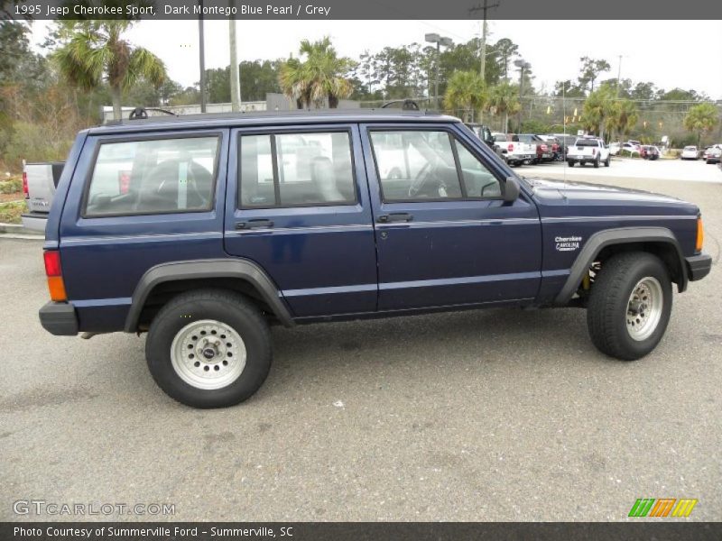 Dark Montego Blue Pearl / Grey 1995 Jeep Cherokee Sport