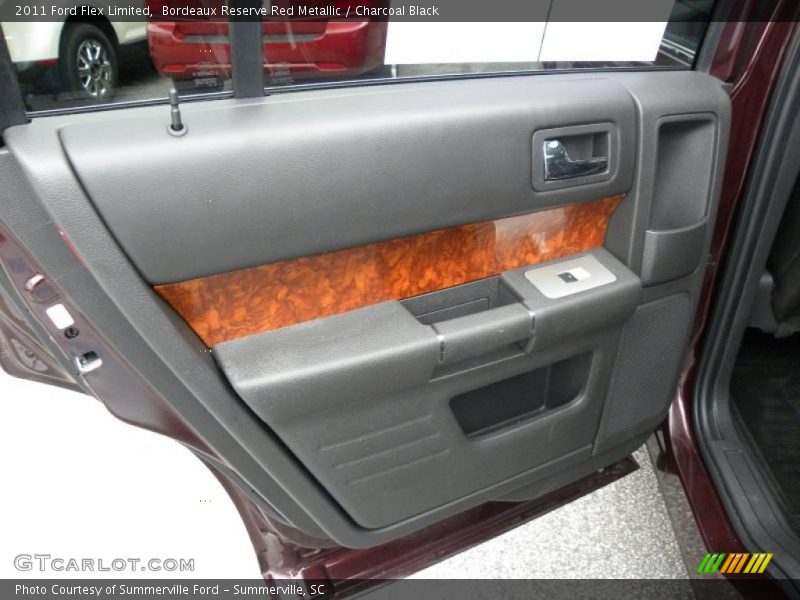 Bordeaux Reserve Red Metallic / Charcoal Black 2011 Ford Flex Limited