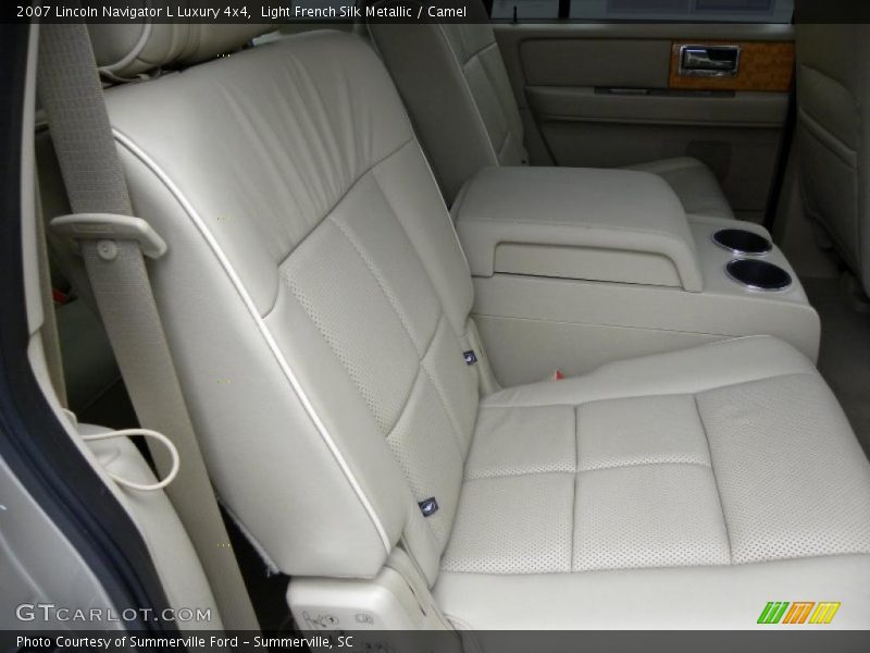 Light French Silk Metallic / Camel 2007 Lincoln Navigator L Luxury 4x4