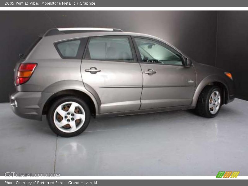 Moonstone Metallic / Graphite 2005 Pontiac Vibe