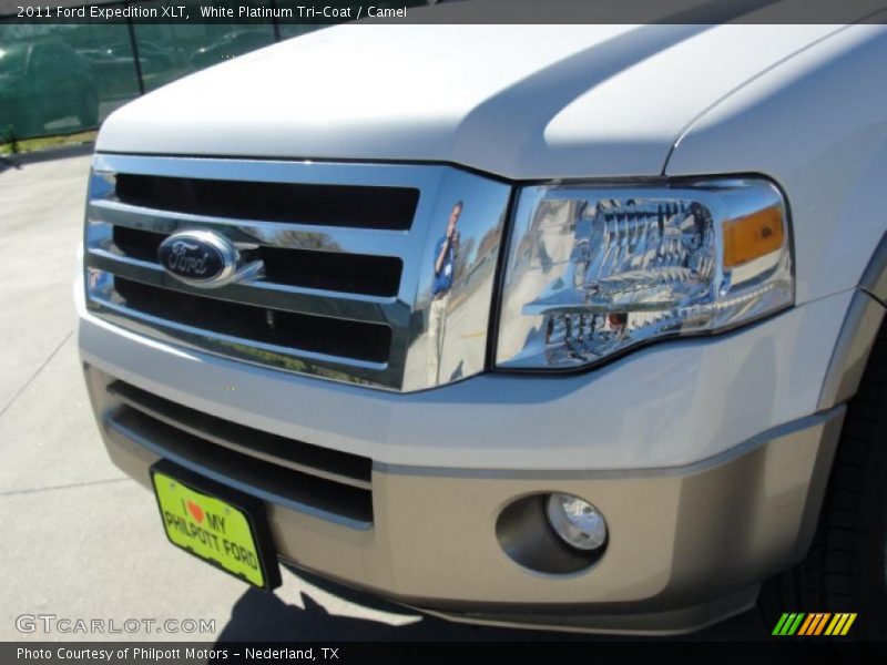 White Platinum Tri-Coat / Camel 2011 Ford Expedition XLT