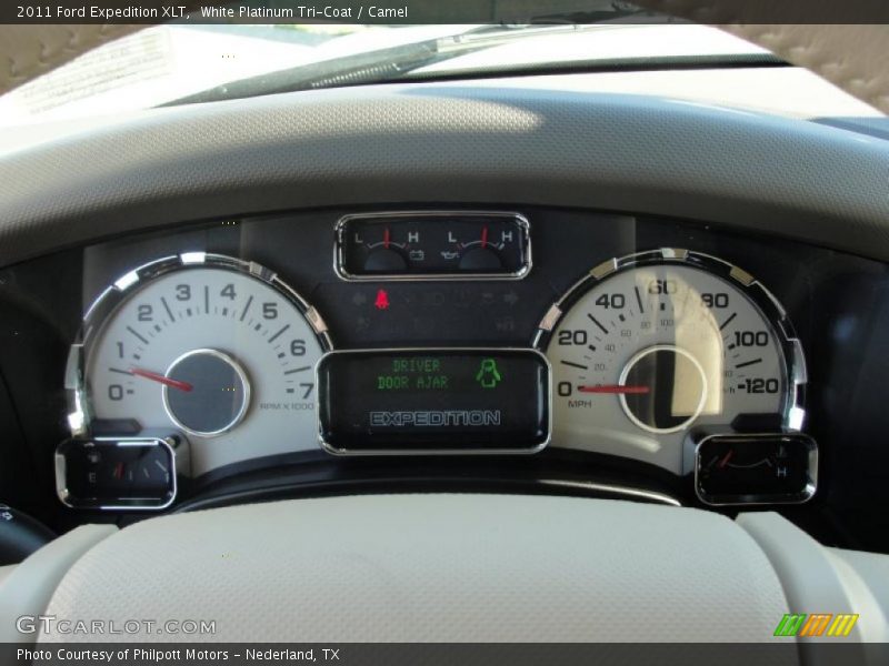 White Platinum Tri-Coat / Camel 2011 Ford Expedition XLT