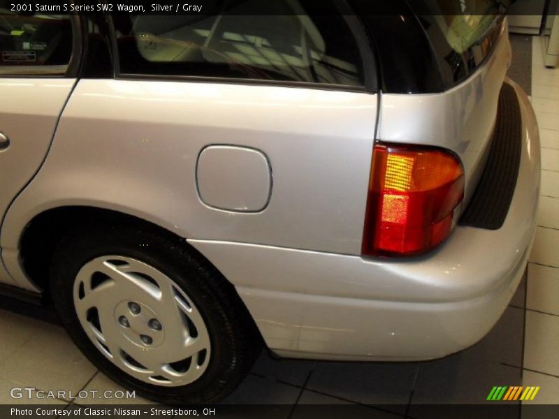 Silver / Gray 2001 Saturn S Series SW2 Wagon