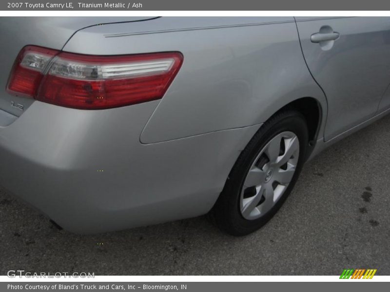 Titanium Metallic / Ash 2007 Toyota Camry LE