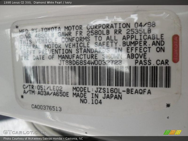 Diamond White Pearl / Ivory 1998 Lexus GS 300