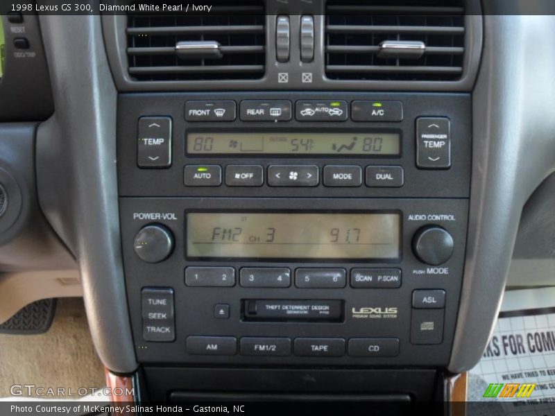 Diamond White Pearl / Ivory 1998 Lexus GS 300
