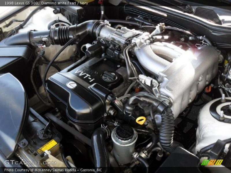 Diamond White Pearl / Ivory 1998 Lexus GS 300