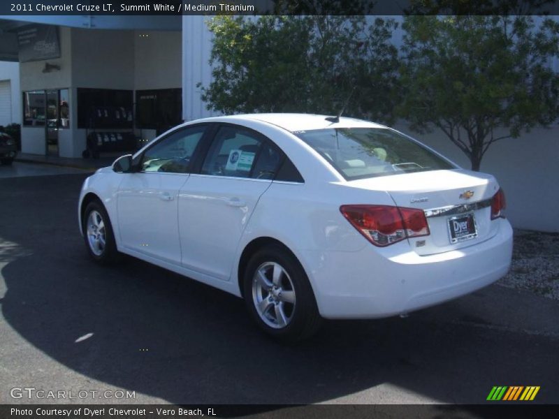 Summit White / Medium Titanium 2011 Chevrolet Cruze LT