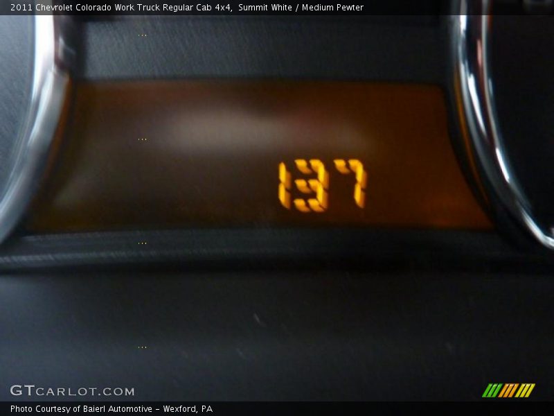 Summit White / Medium Pewter 2011 Chevrolet Colorado Work Truck Regular Cab 4x4