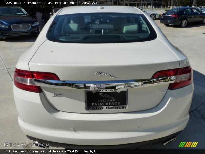 Porcelain White / Ivory/Oyster 2009 Jaguar XF Premium Luxury