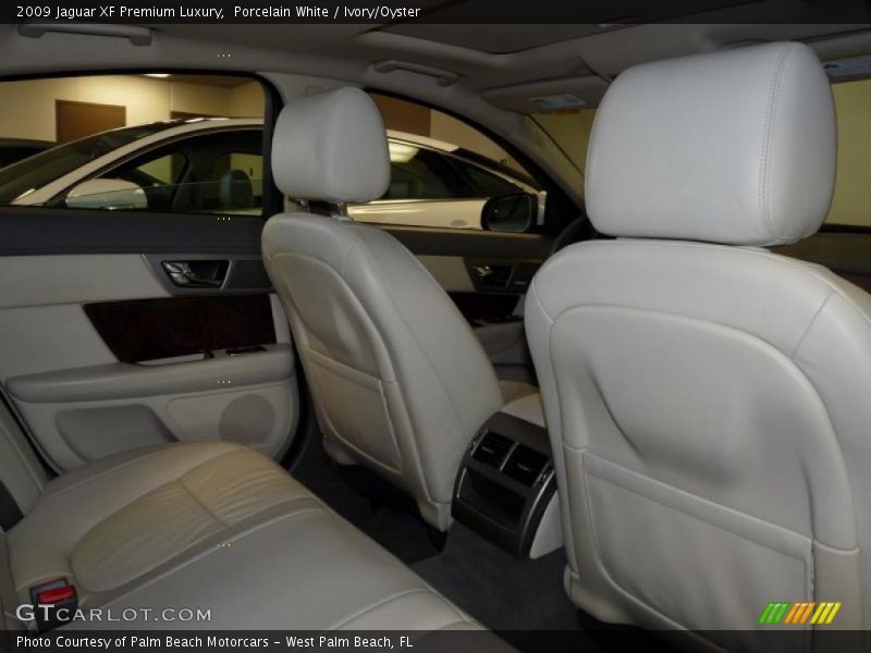 Porcelain White / Ivory/Oyster 2009 Jaguar XF Premium Luxury
