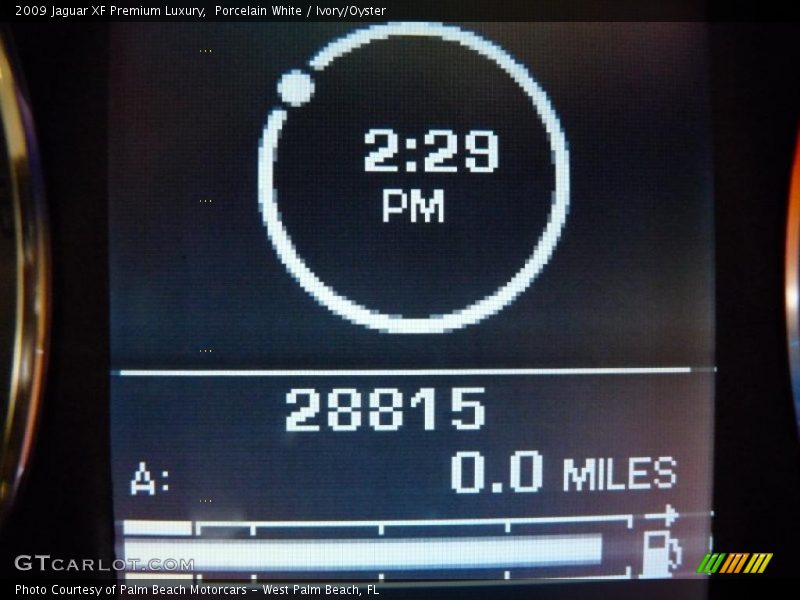 Porcelain White / Ivory/Oyster 2009 Jaguar XF Premium Luxury