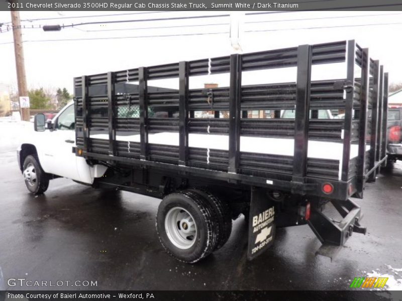 Summit White / Dark Titanium 2011 Chevrolet Silverado 3500HD Regular Cab Chassis Stake Truck