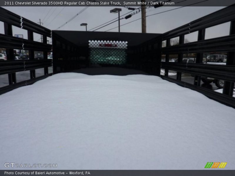 Summit White / Dark Titanium 2011 Chevrolet Silverado 3500HD Regular Cab Chassis Stake Truck