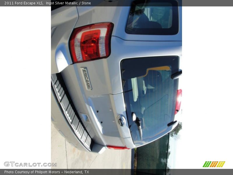 Ingot Silver Metallic / Stone 2011 Ford Escape XLS