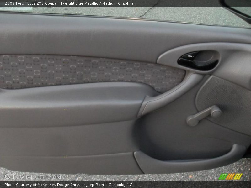 Twilight Blue Metallic / Medium Graphite 2003 Ford Focus ZX3 Coupe