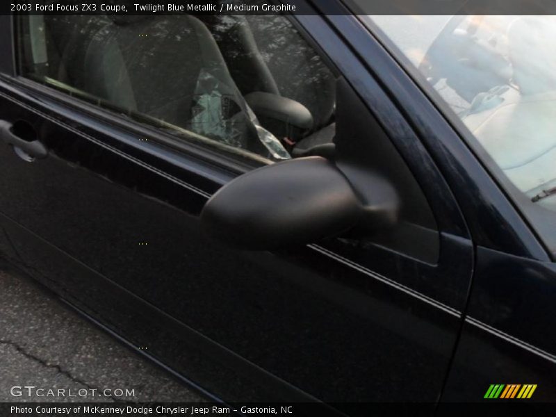 Twilight Blue Metallic / Medium Graphite 2003 Ford Focus ZX3 Coupe