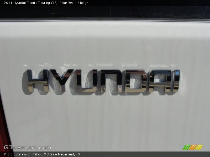  2011 Elantra Touring GLS Logo