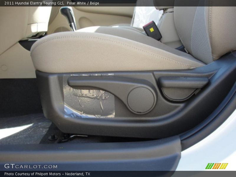Polar White / Beige 2011 Hyundai Elantra Touring GLS